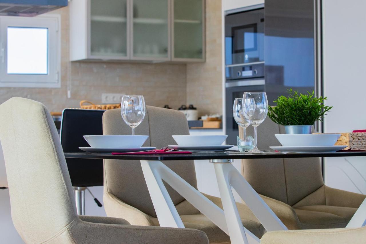Eslanzarote Eco Villa Tony, Heated Pool, Jacuzzi, Sat Tv, Super Wifi La Costa Bagian luar foto