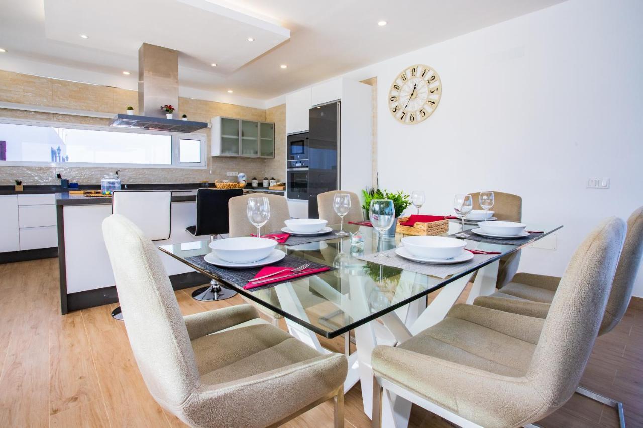 Eslanzarote Eco Villa Tony, Heated Pool, Jacuzzi, Sat Tv, Super Wifi La Costa Bagian luar foto