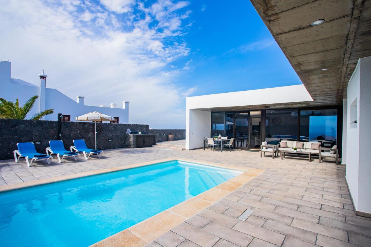 Eslanzarote Eco Villa Tony, Heated Pool, Jacuzzi, Sat Tv, Super Wifi La Costa Bagian luar foto