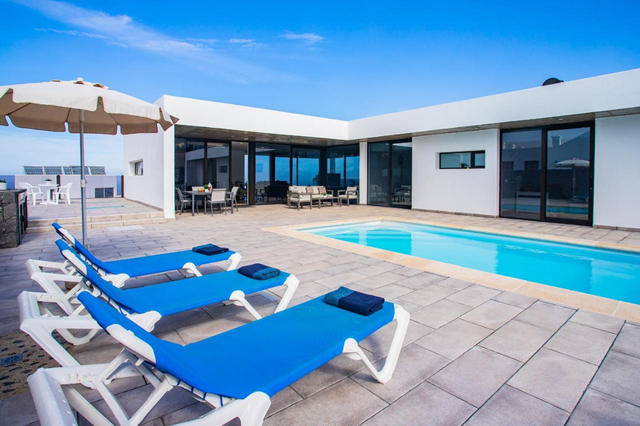Eslanzarote Eco Villa Tony, Heated Pool, Jacuzzi, Sat Tv, Super Wifi La Costa Bagian luar foto